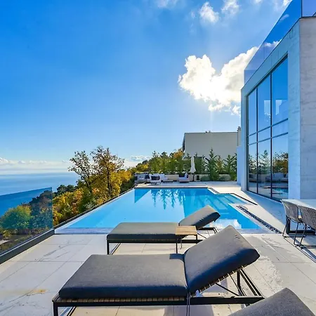Naya With Heated Pool And Hot Tub Villa Veprinac