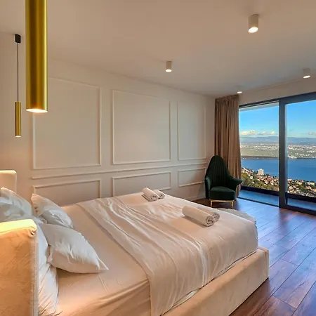 Villa Naya With Heated Pool And Hot Tub Veprinac