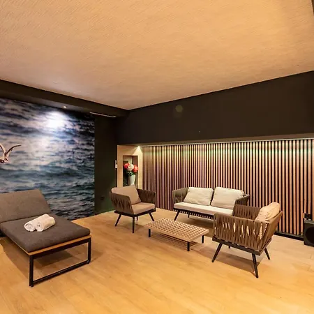Villa Naya With Heated Pool And Hot Tub *
